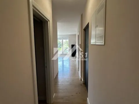 Izdavanje, trosoban stan, 60m², Telep, Novi Sad Sve Podlokacije - image 4