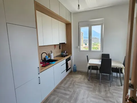 Rent, one bedroom apartment, 43m², Šušanj, Bar - image 1