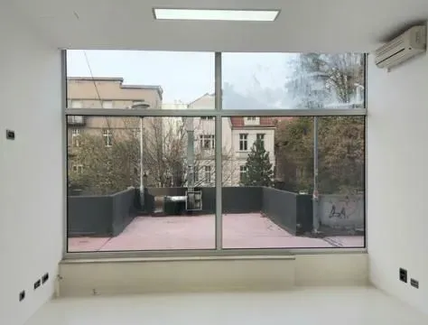 Izdavanje, poslovni prostor, 46m², Južni Bulevar, Vračar Sve Podlokacije - image 7