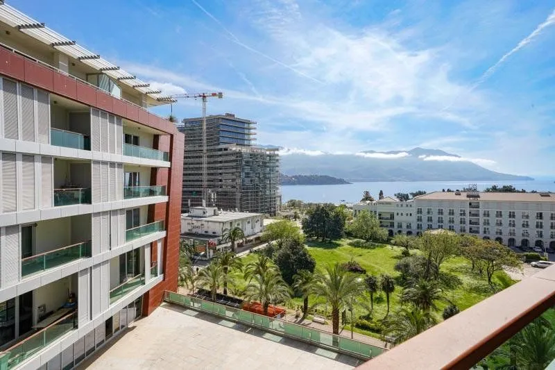 Prodaja, dvosoban stan, 94m², Budva, Crna Gora