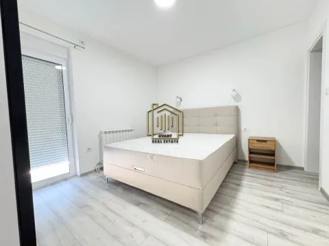 Izdavanje, kuća, 170m², Zagorič, Podgorica - image 6