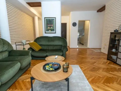 Sale, two bedroom apartment, 75m², Podgorica, Crna Gora - image 2