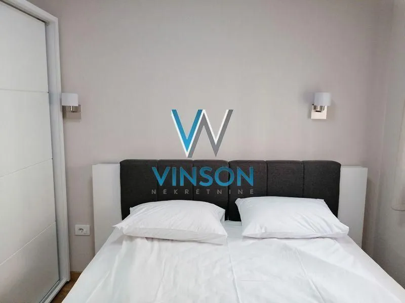 Izdavanje, dvosoban stan, 63m², Centar, Novi Sad
