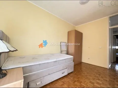 Rent, four bedroom apartment, 118m², Kalenić Pijaca, Vračar Sve Podlokacije - image 11