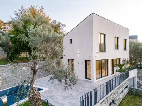 Prodaja, kuća, 240m², Budva, Crna Gora - image 5