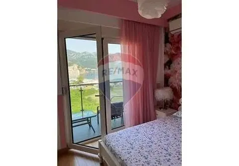 Izdavanje, garsonjera, 100m², Bečići, Budva - image 9