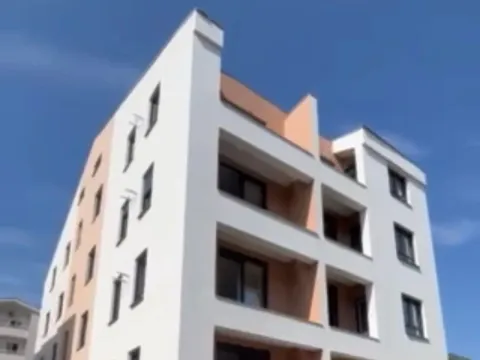 Stan in Momišići