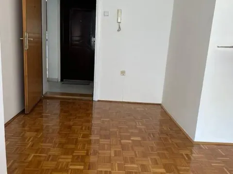 Rent, two bedroom apartment, 54m², Rotkvarija, Novi Sad Sve Podlokacije - image 8