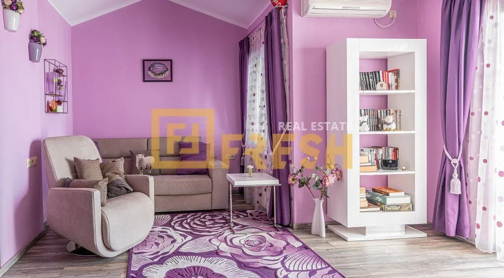 Sale, house, 240m², Kotor, Crna Gora