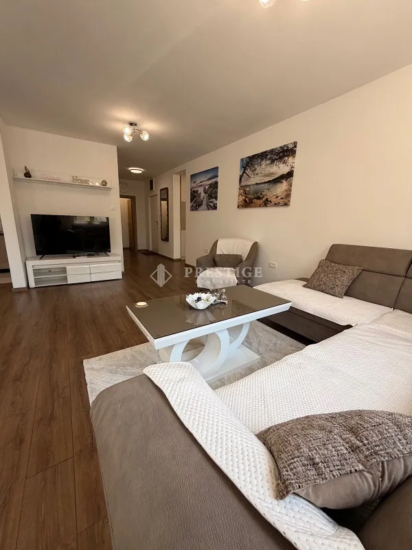 Rent, three bedroom apartment, 100m², Tološka šuma, Podgorica