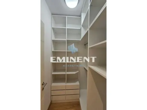 Prodaja, trosoban stan, 70m², Novi Beograd Blok 65, Novi Beograd Sve Podlokacije - image 6