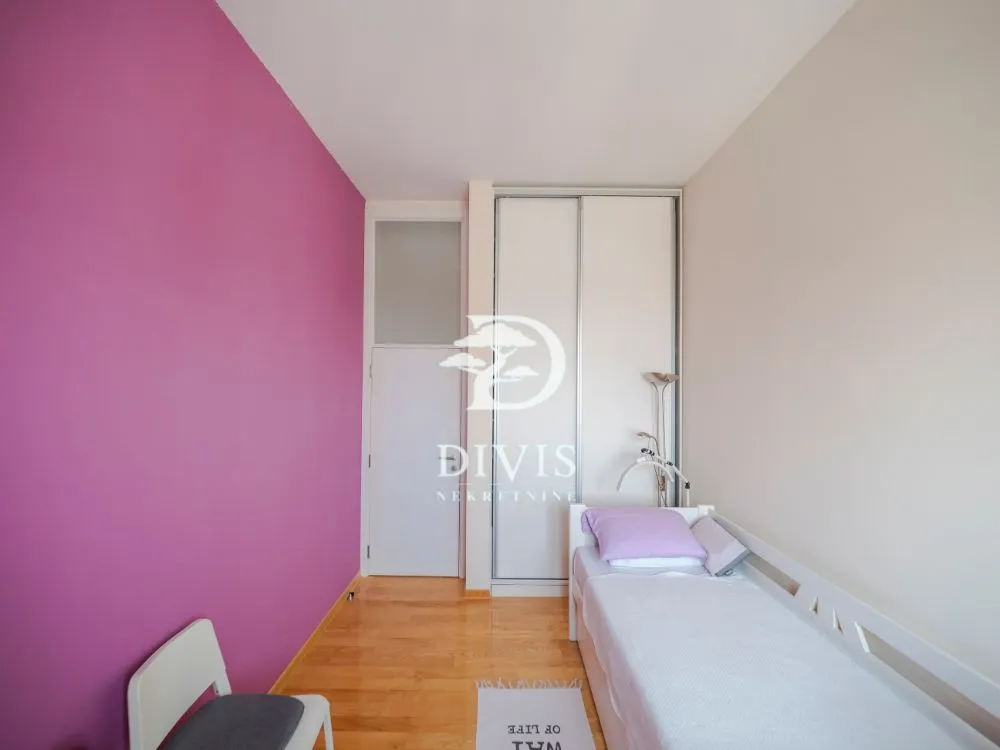 Sale, four bedroom apartment, 129m², Karaburma, Palilula Sve Podlokacije