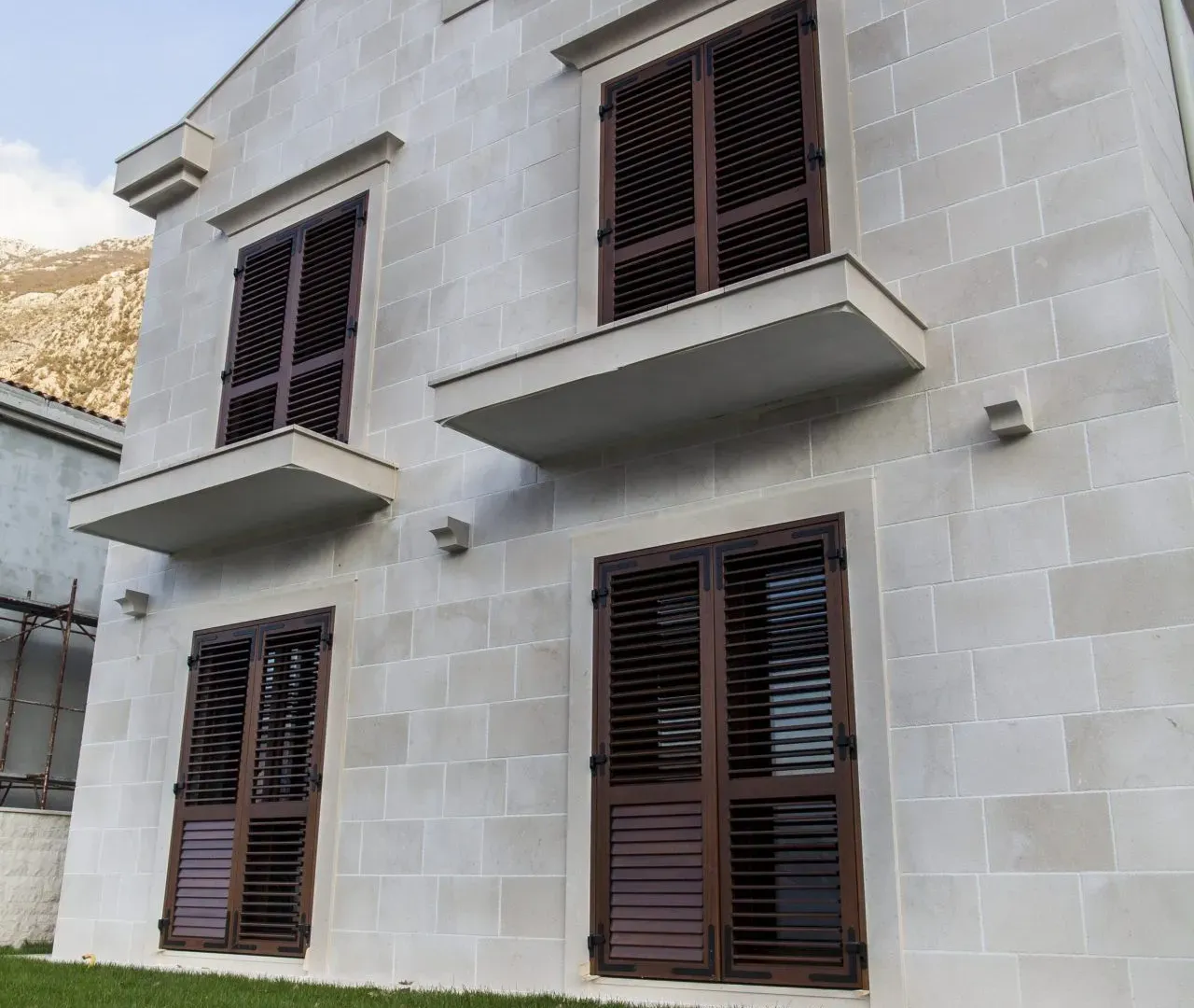 Prodaja, stan, 196m², Dobrota, Kotor
