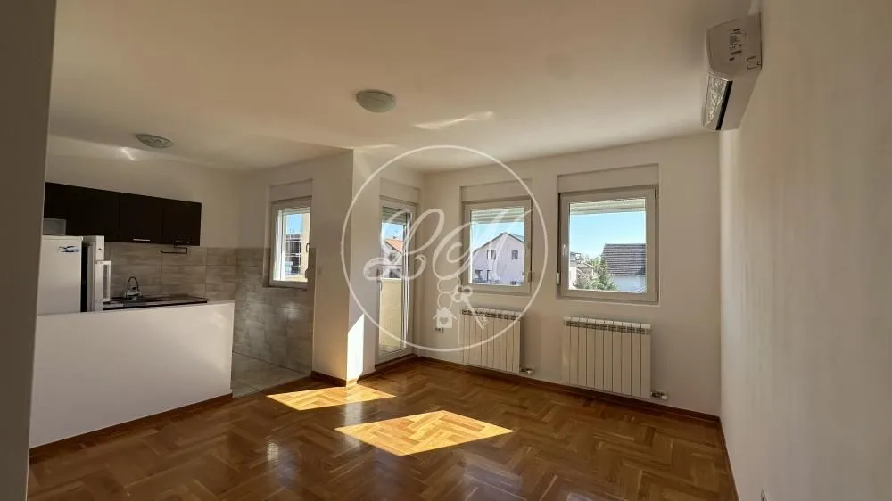 Sale, two bedroom apartment, 43m², Batajnica, Beograd