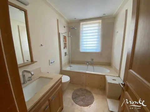 Prodaja, jednosoban stan, 76m², Tivat, Crna Gora - image 3