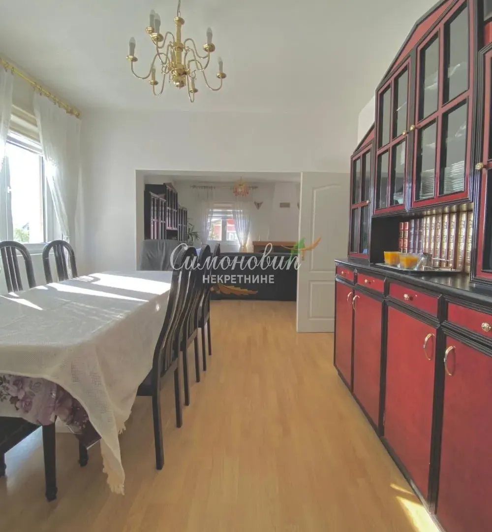 Sale, house, 540m², Jajinci, Voždovac Sve Podlokacije