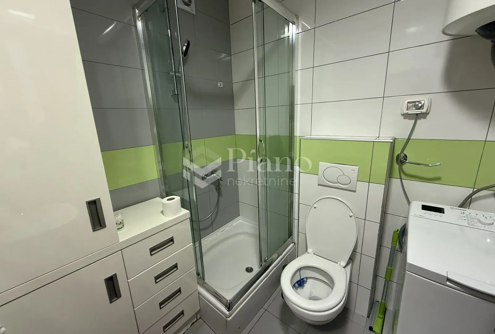 Izdavanje, jednosoban stan, 50m², City Kvart, Podgorica