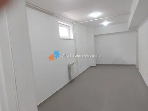 Izdavanje, kuća, 300m², Savski Venac, Beograd - image 10