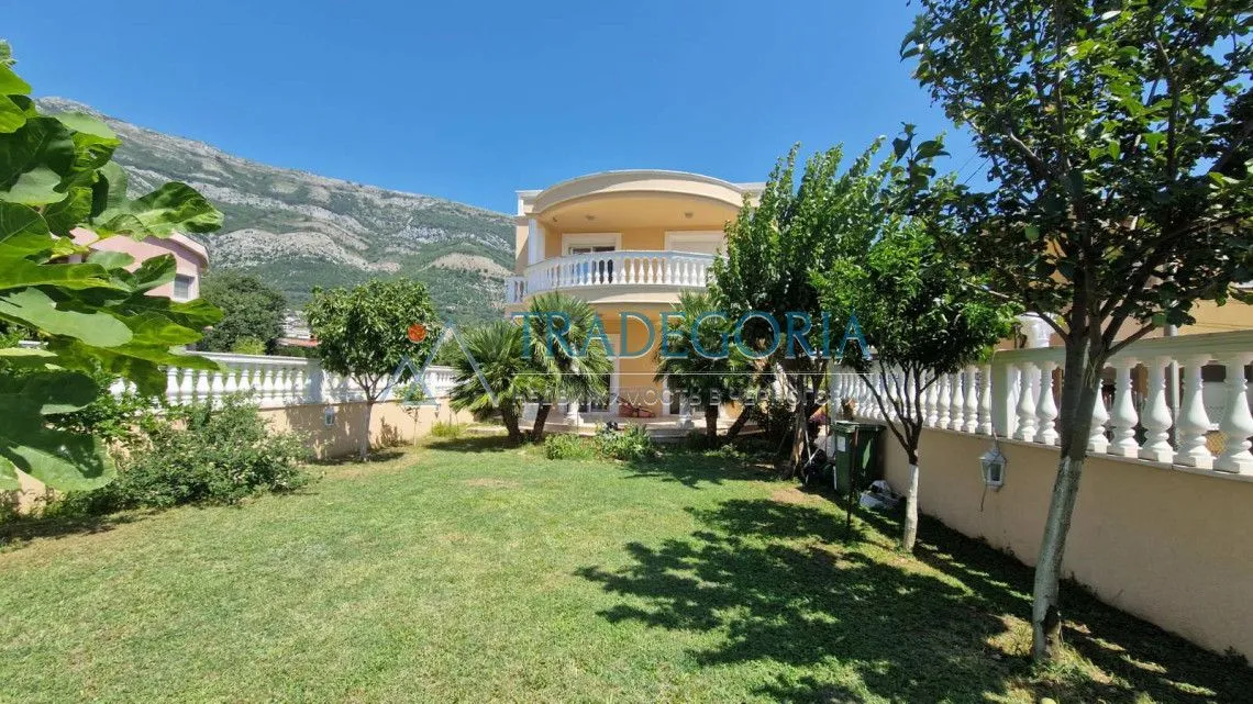 Prodaja, kuća, 194m², Sutomore, Bar