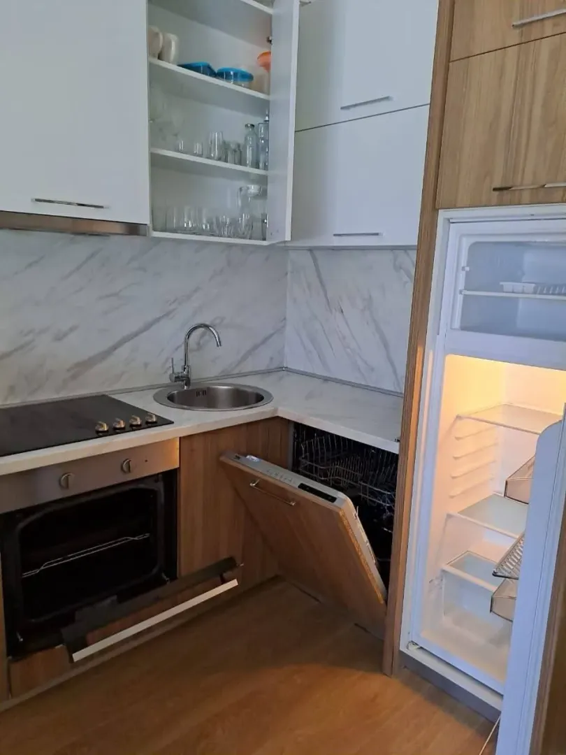 Rent, two bedroom apartment, 70m², Bečići, Budva