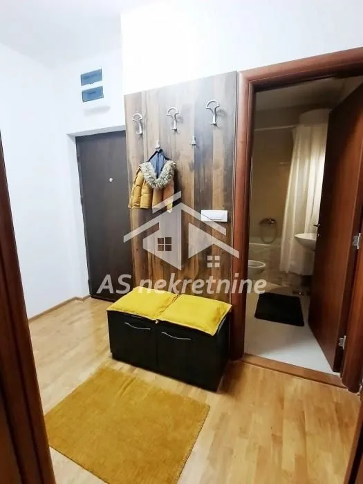 Izdavanje, dvosoban stan, 51m², Cvetkova Pijaca, Zvezdara Sve Podlokacije