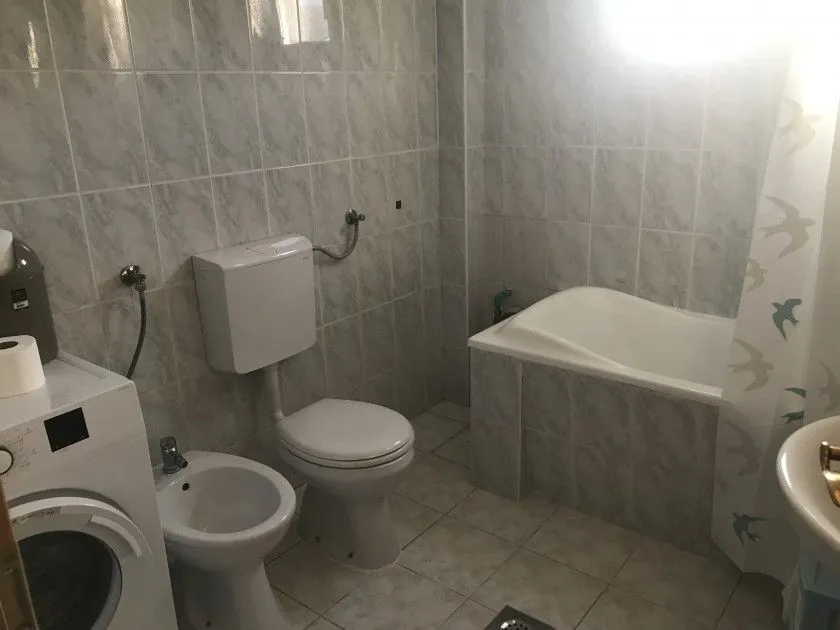 Rent, three bedroom apartment, 130m², Čeluga, Bar