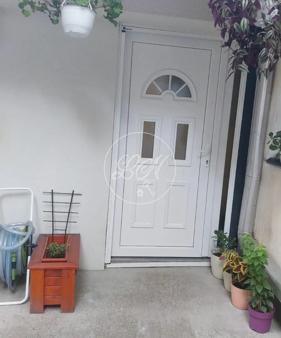 Prodaja, dvosoban stan, 37m², Zemun Centar, Zemun Sve Podlokacije