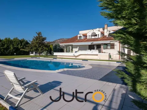 Izdavanje, kuća, 930m², Podgorica, Crna Gora - image 3