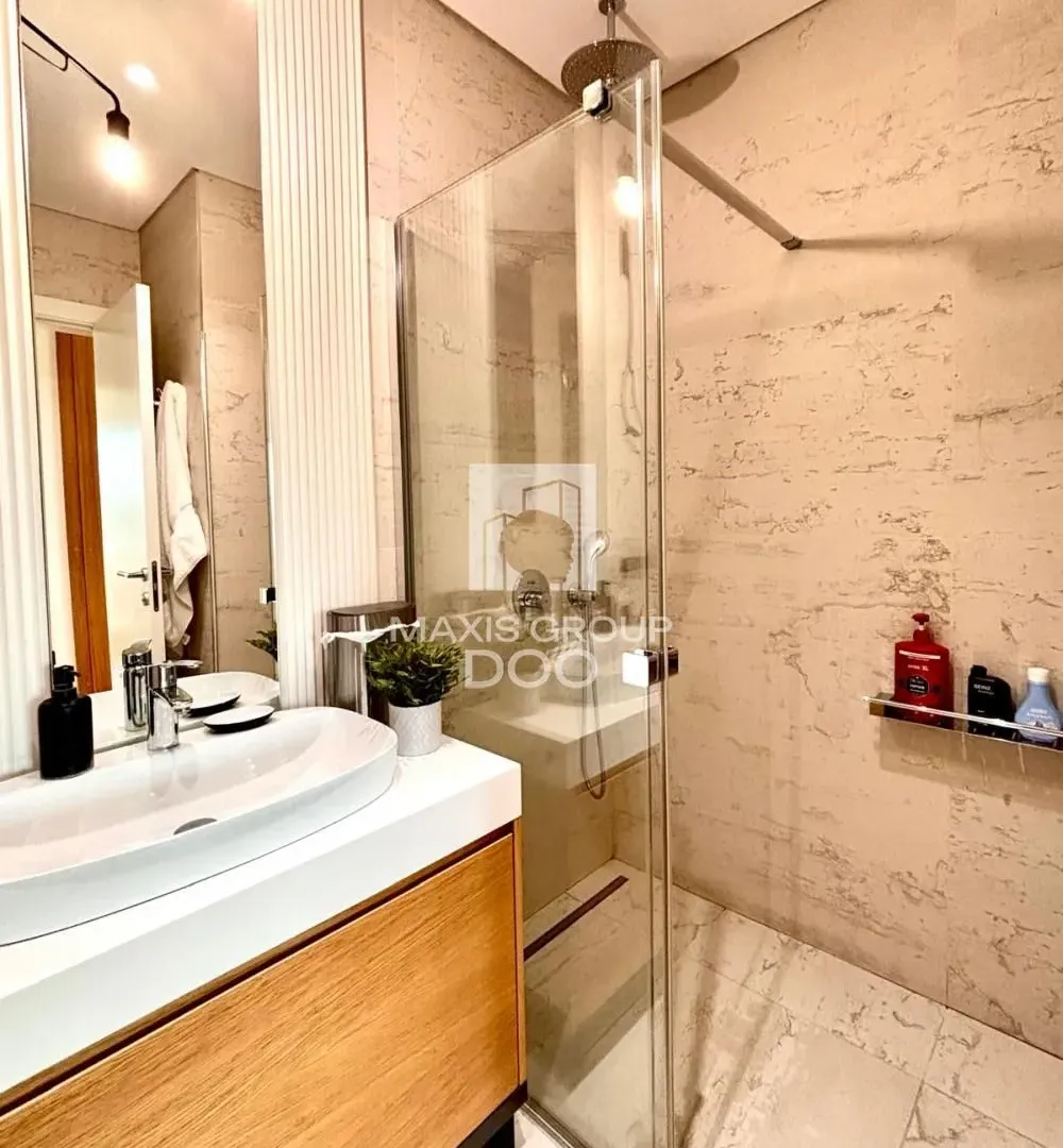 Prodaja, trosoban stan, 86m², Savski Venac, Beograd