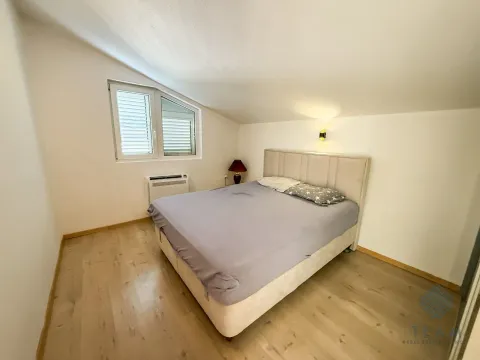 Izdavanje, kuća, 300m², Masline, Podgorica - image 5