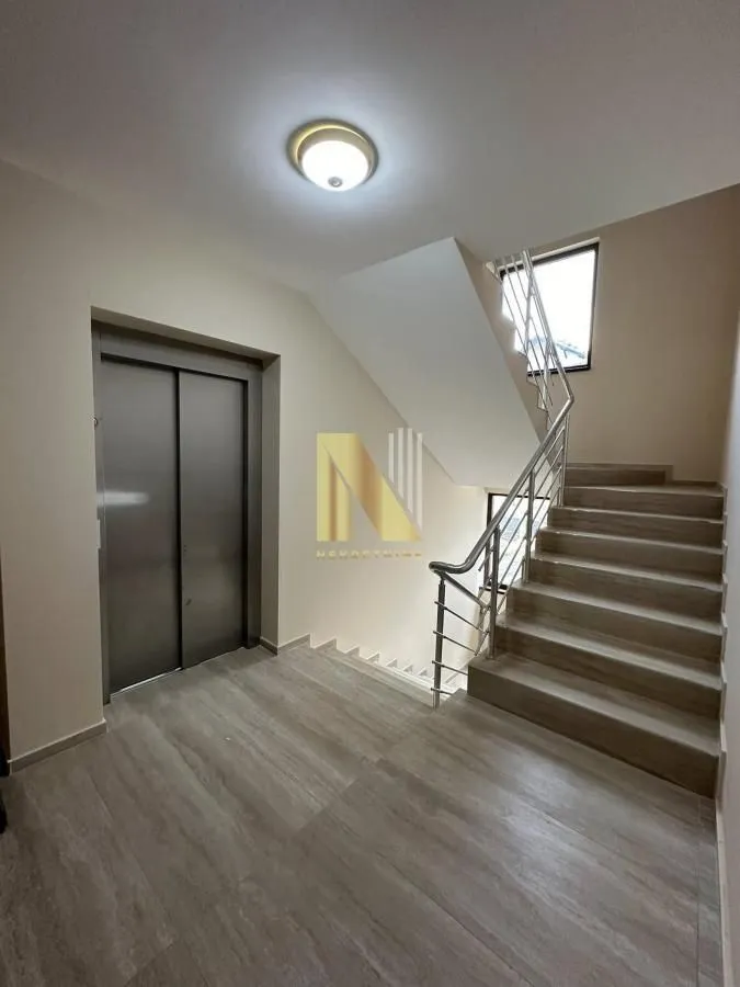 Prodaja, jednosoban stan, 37m², Sloboda, Zlatibor