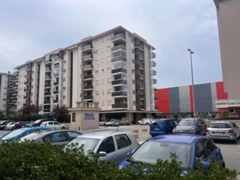 Izdavanje, jednosoban stan, 47m², City Kvart, Podgorica - image 7
