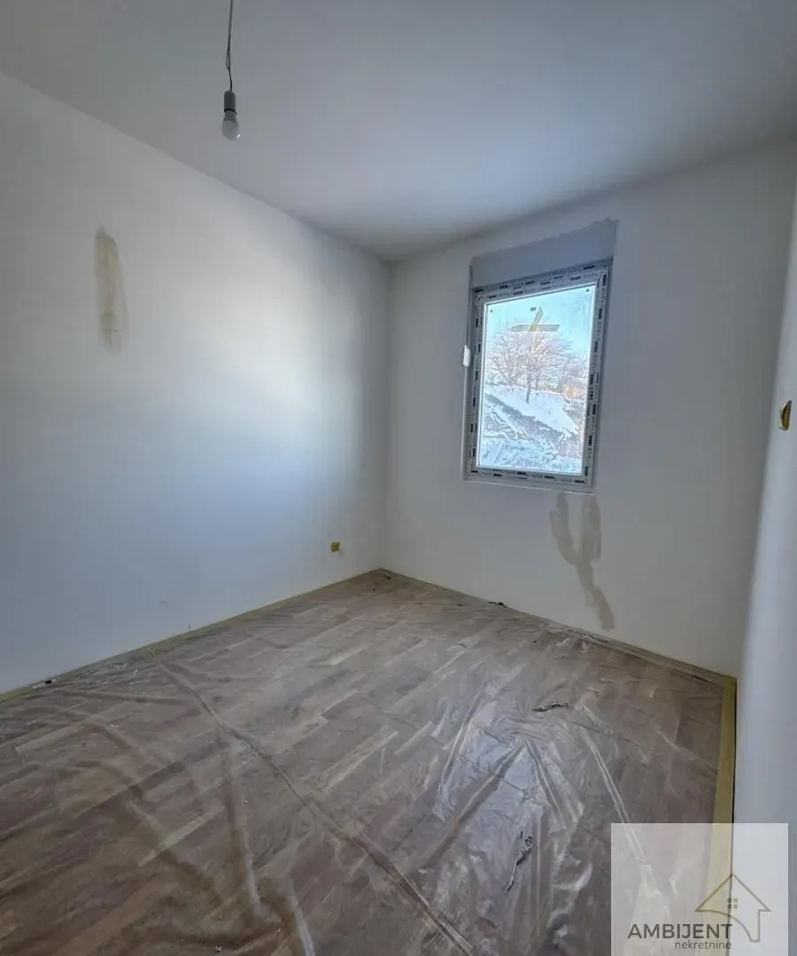 Prodaja, dvosoban stan, 49m², Stari Banovci, Stara Pazova