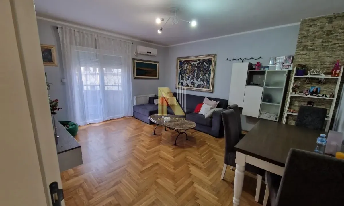 Prodaja, trosoban stan, 74m², Podbara, Novi Sad Sve Podlokacije