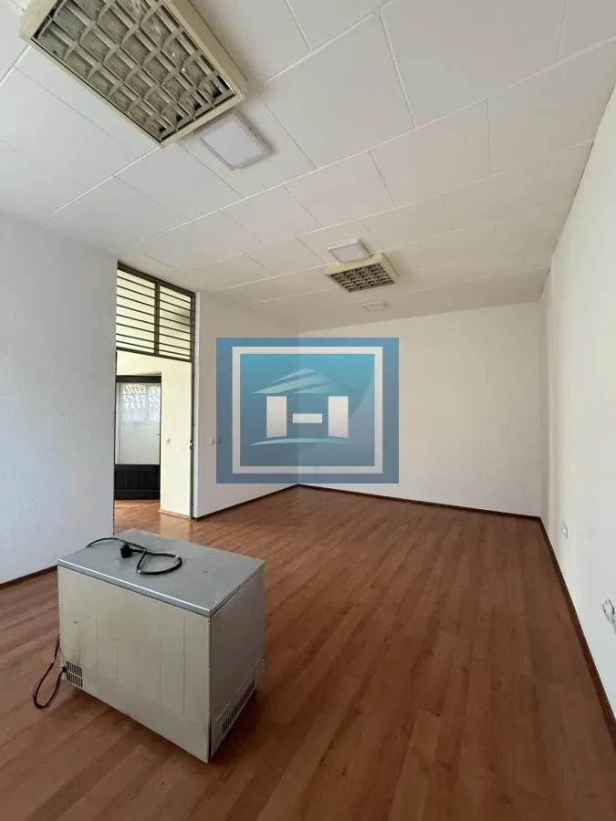 Sale, office space, 66m², Centar, Ćuprija