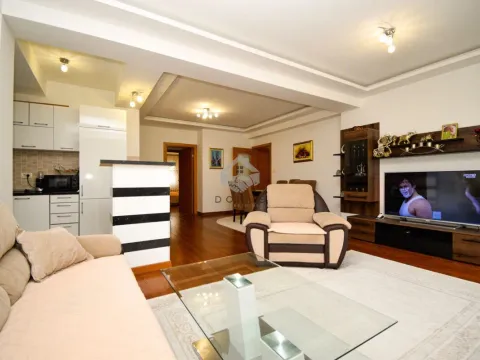 Izdavanje, trosoban stan, 80m², Ljubović, Podgorica - image 12