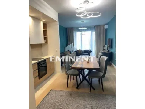 Izdavanje, trosoban stan, 90m², Savski Venac, Beograd - image 4