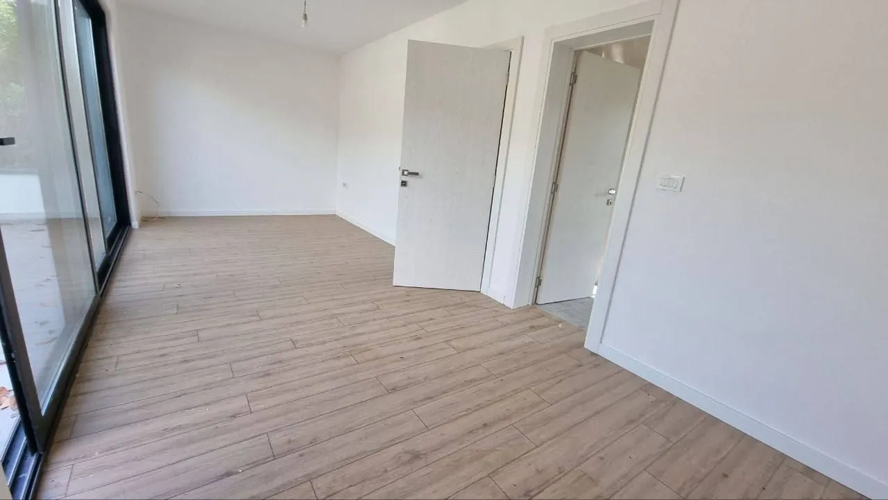 Prodaja, kuća, 166m², Lastva Grbaljska, Kotor