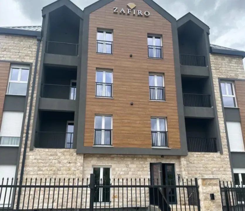 Prodaja, jednosoban stan, 54m², Centar, Kolašin