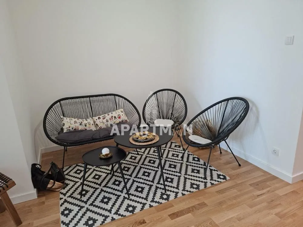 Prodaja, dvosoban stan, 58m², Zemun Sve Podlokacije, Beograd
