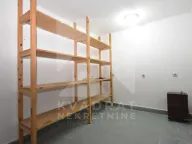 Sale, house, 370m², Zabjelo, Podgorica - image 18