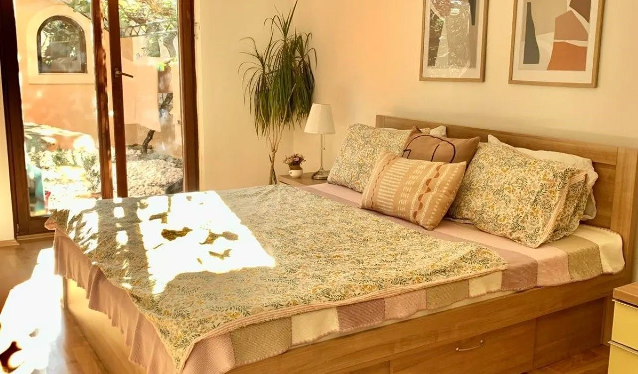Izdavanje, trosoban stan, 110m², Gorica C, Podgorica