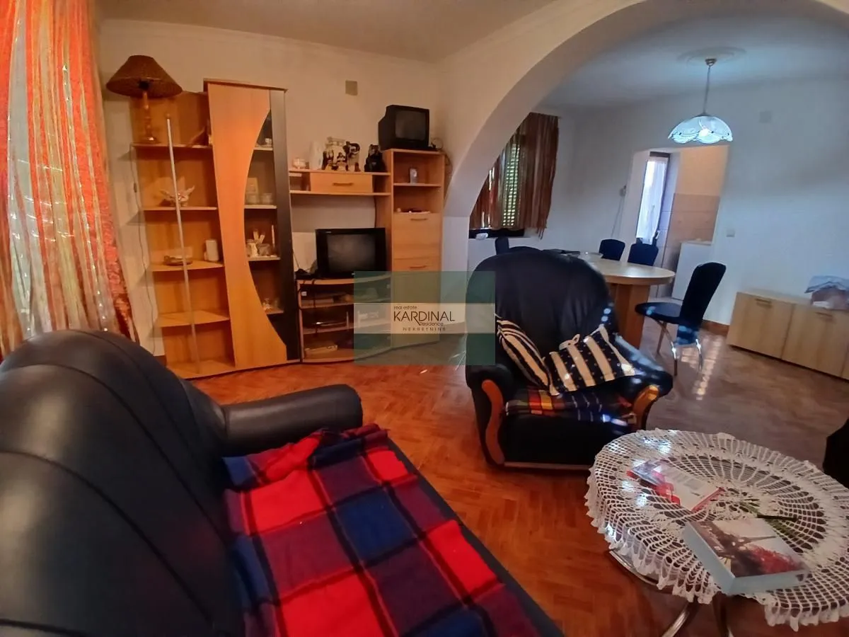 Prodaja, kuća, 440m², Centar, Jagodina