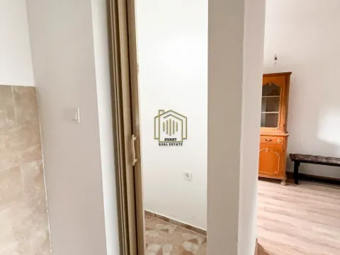 Izdavanje, dvosoban stan, 70m², Konik, Podgorica - image 5