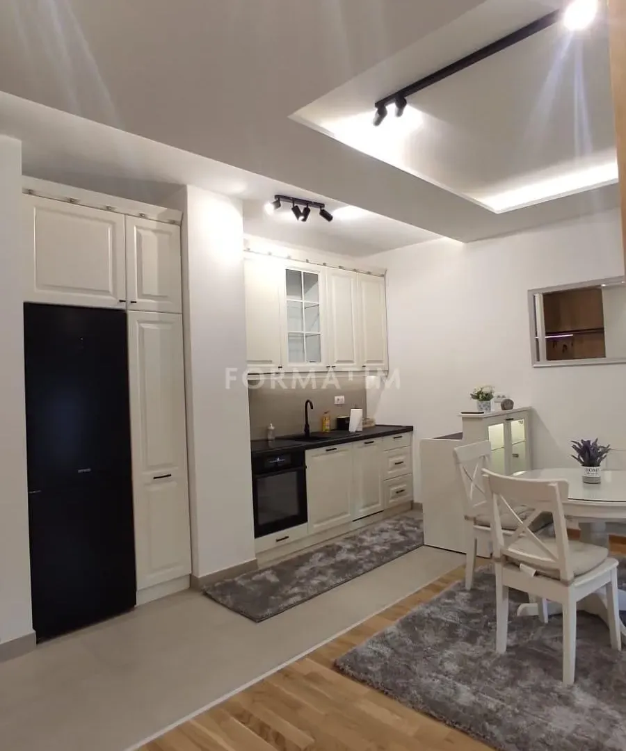 Izdavanje, dvosoban stan, 50m², Vukov Spomenik, Zvezdara Sve Podlokacije