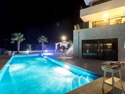 Prodaja, kuća, 360m², Đenovići, Herceg Novi - image 23