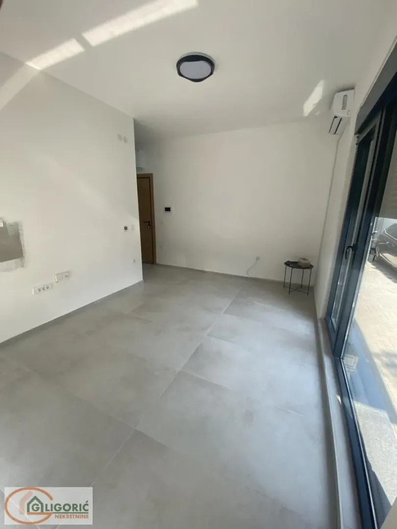 Rent, office space, 23m², Telep, Novi Sad Sve Podlokacije