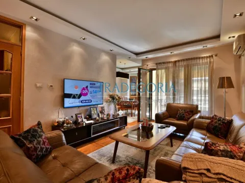 Prodaja, trosoban stan, 109m², Podgorica, Crna Gora - image 8