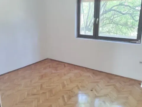 Rent, apartment, 100m², Dalmatinska ulica, Podgorica - image 5