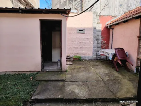 Sale, house, 71m², Zemun Kalvarija, Zemun Sve Podlokacije - image 18